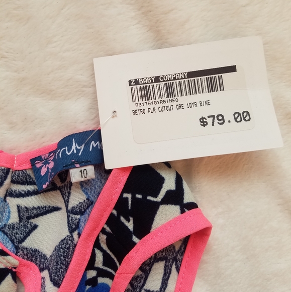 Girls Retro Flower Cutout Dress - Picture 2 of 4